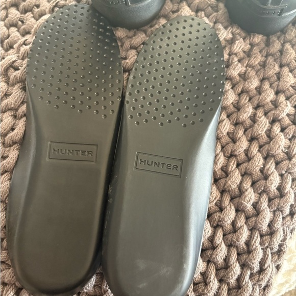 Hunter Women's Refined Black Ankle Boots - Picture 8 of 8